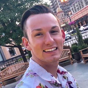 Meet your Posher, Logan